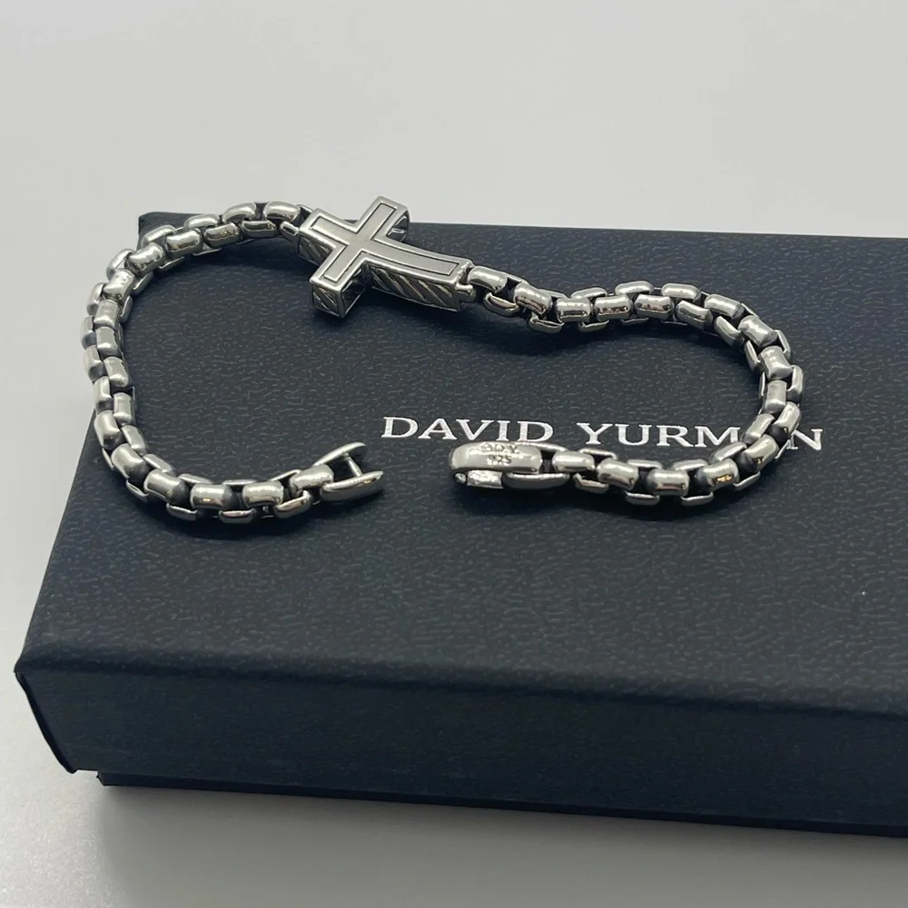 David Yurman Pavè Cross Bracelet in Sterling Silver with Black Diamonds, 5mm - Picture 5 of 11